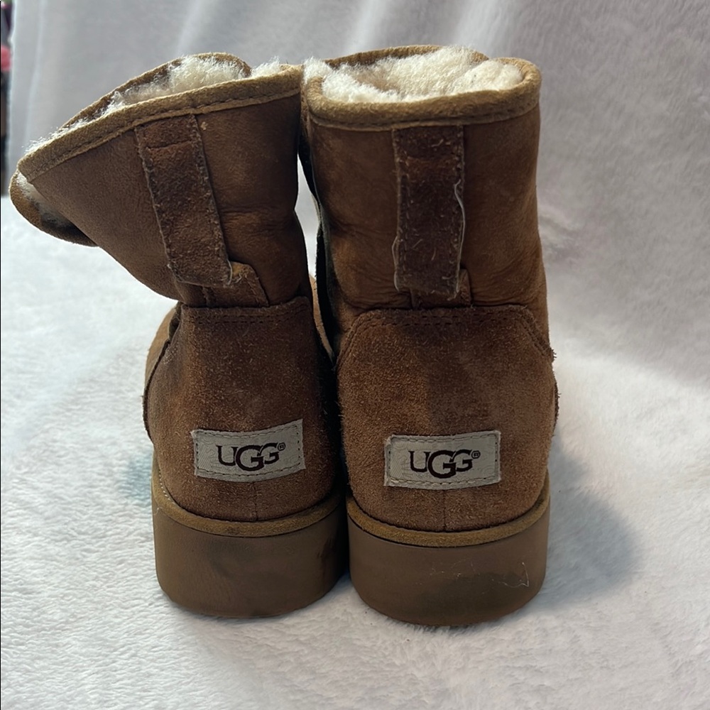 UGG Tan Sheepskin Lined Boots - Picture 3 of 10